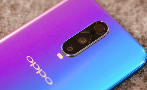 OPPO R15 is 5G Mobile Phones.